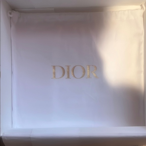 Dior Coral Pink Pouch - Picture 3 of 6